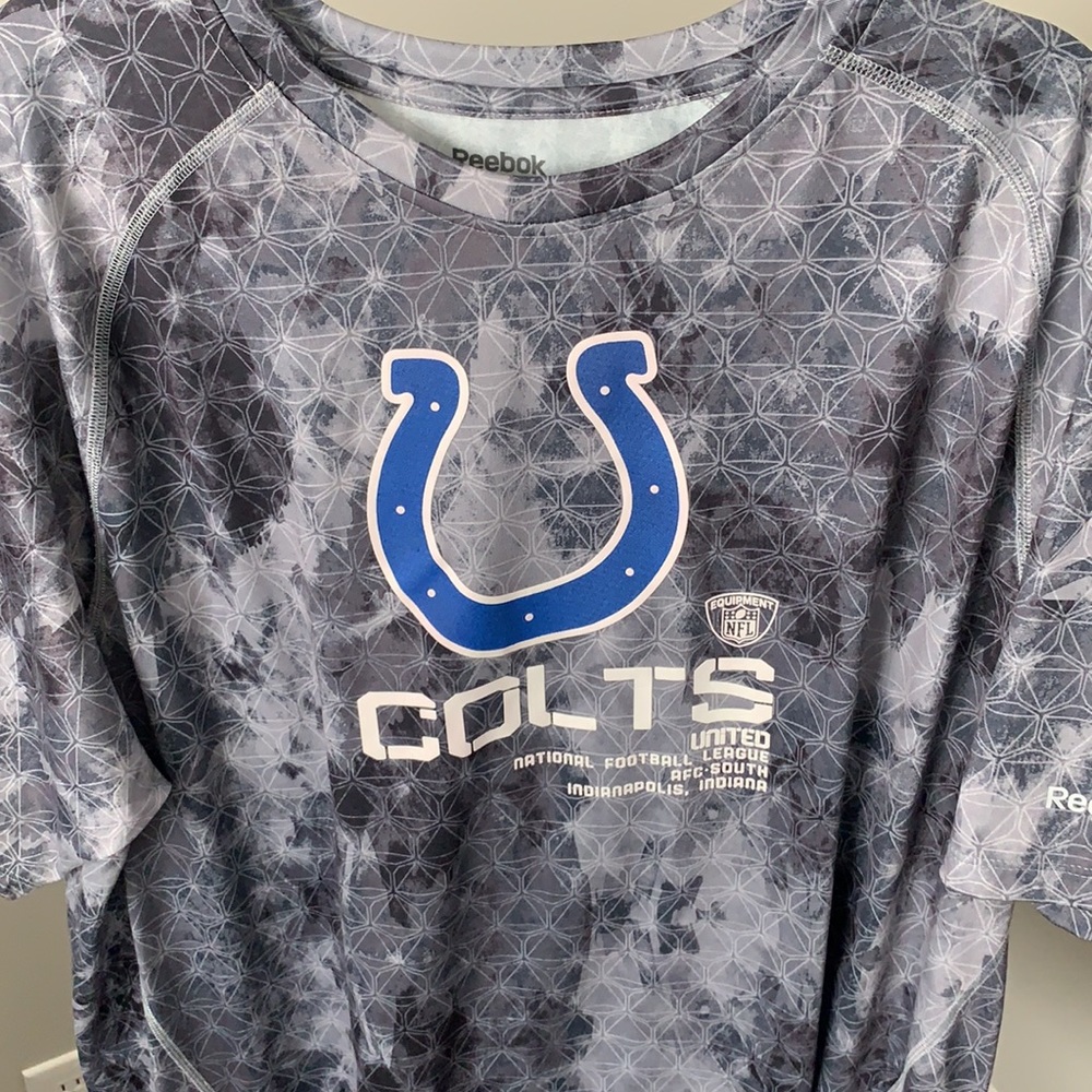 Colts tee